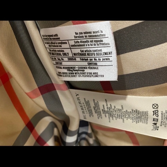 Authentic Burberry Down Coat in White. - Picture 8 of 8